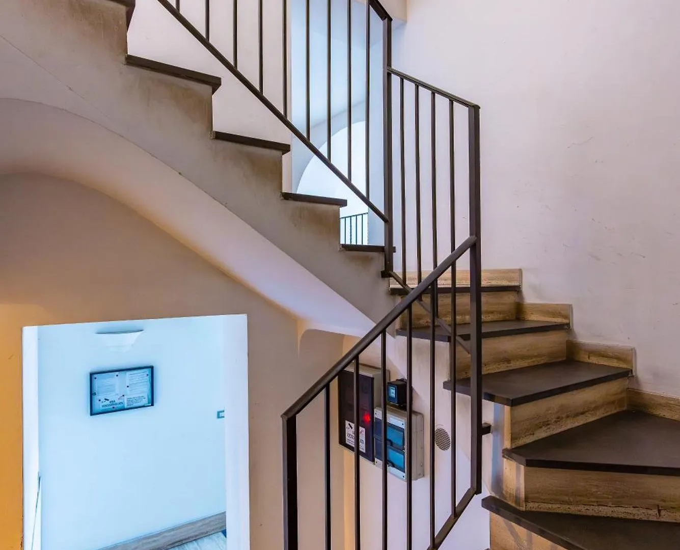 Materdei Beautiful Terrace By Napoliapartments Italy